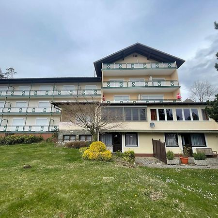 Self-Check In Apartmenthotel Seeglueck Pörtschach am Wörthersee Eksteriør billede