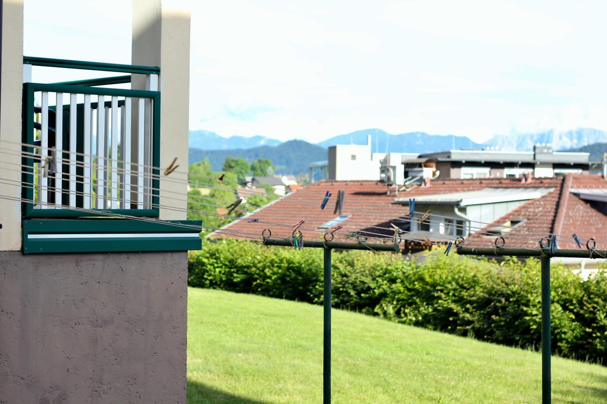 Self-Check In Apartmenthotel Seeglueck Pörtschach am Wörthersee Eksteriør billede