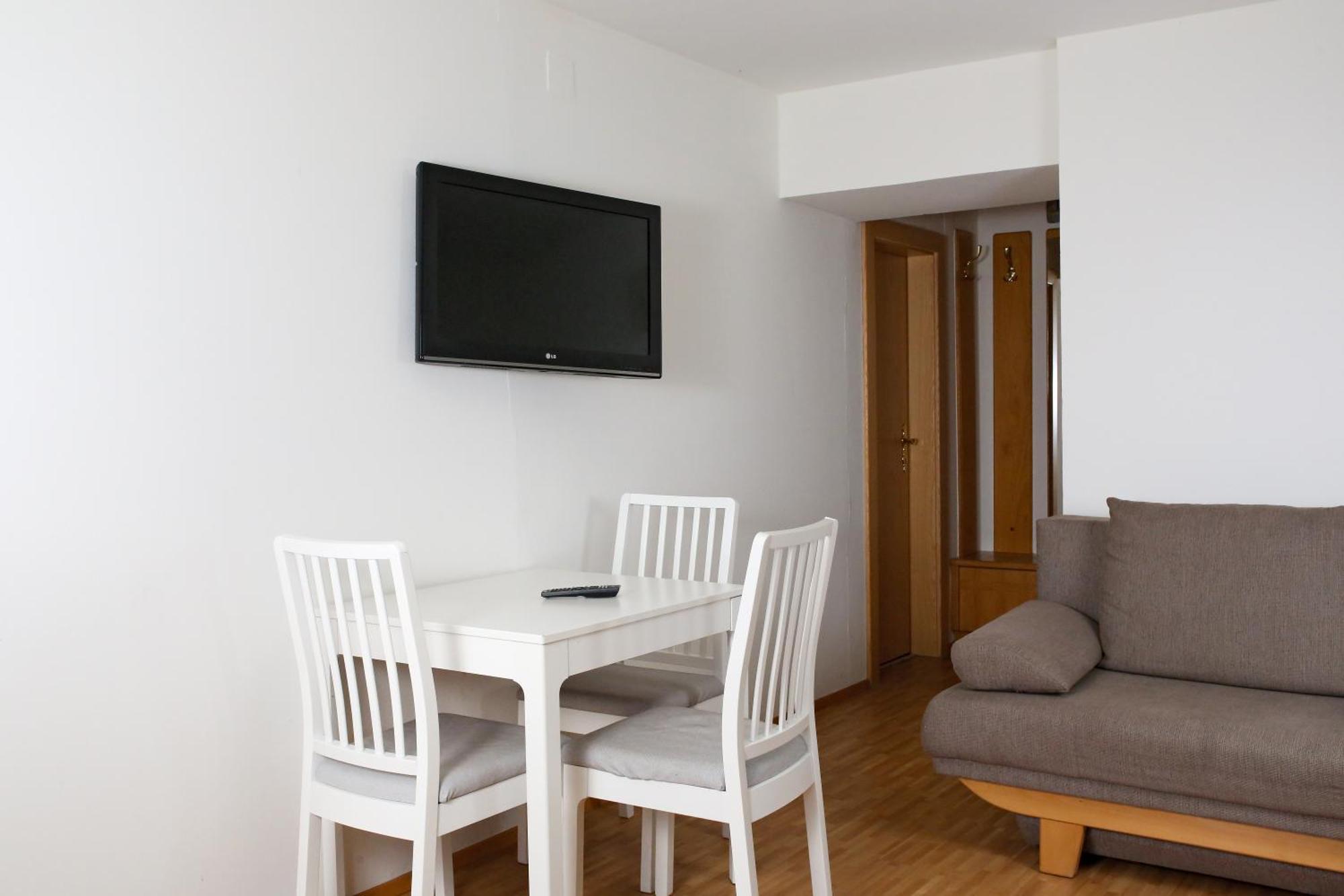 Self-Check In Apartmenthotel Seeglueck Pörtschach am Wörthersee Eksteriør billede