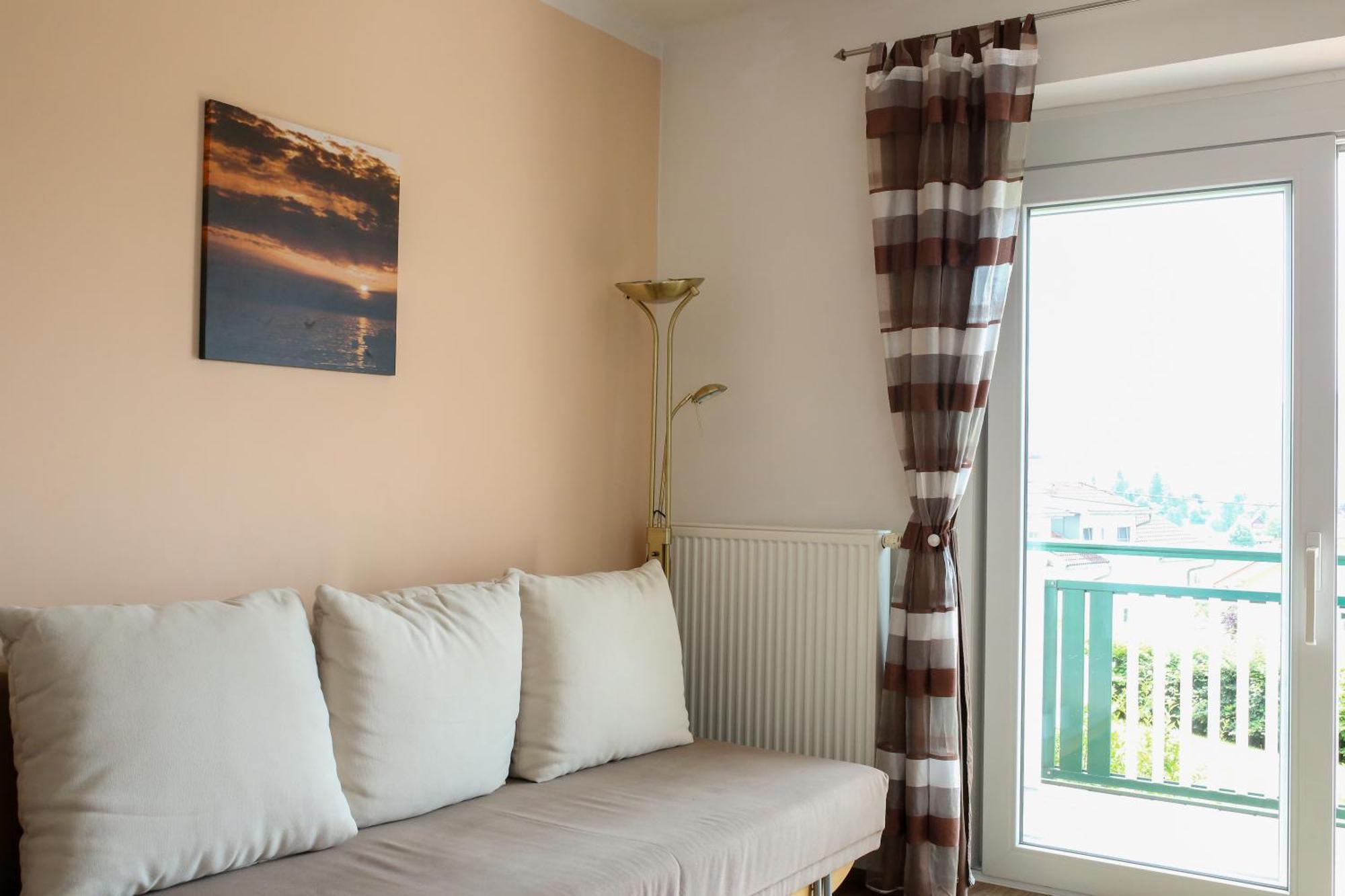 Self-Check In Apartmenthotel Seeglueck Pörtschach am Wörthersee Eksteriør billede