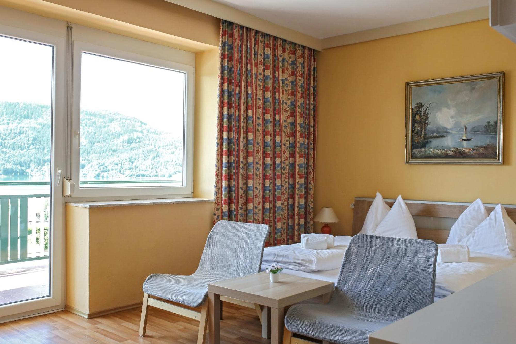 Self-Check In Apartmenthotel Seeglueck Pörtschach am Wörthersee Eksteriør billede