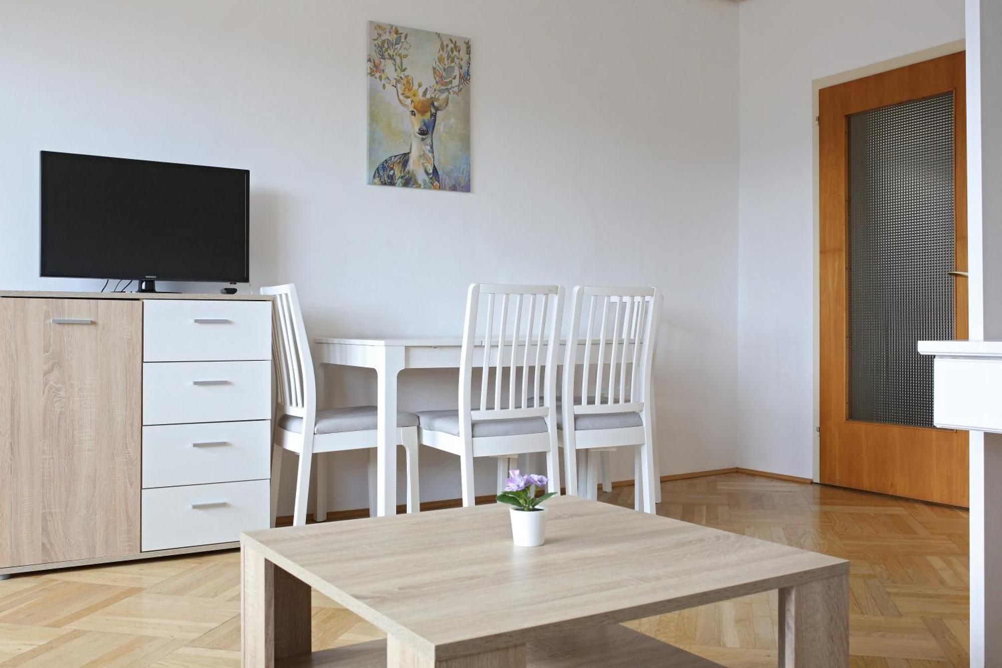 Self-Check In Apartmenthotel Seeglueck Pörtschach am Wörthersee Eksteriør billede